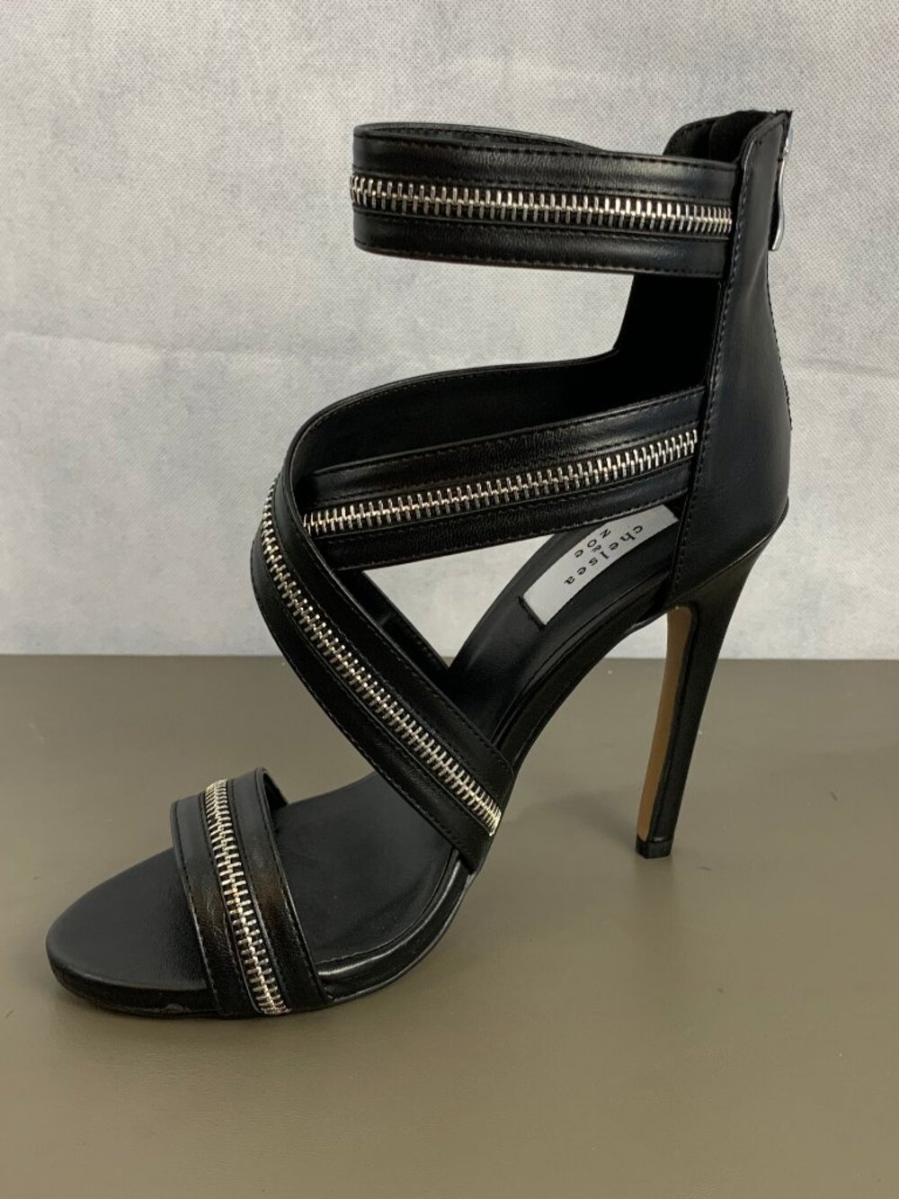 Chelsea & Zoe Women's Panama Strappy Zipper Sandals, Black, 9M